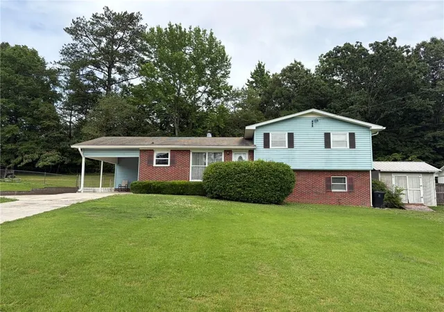 Photo 2 of Single family home for sale at 52 Lyons Dr Nw, Rome, GA 30165 | MLS# 7777735 | Listing updated on 2026-08-08