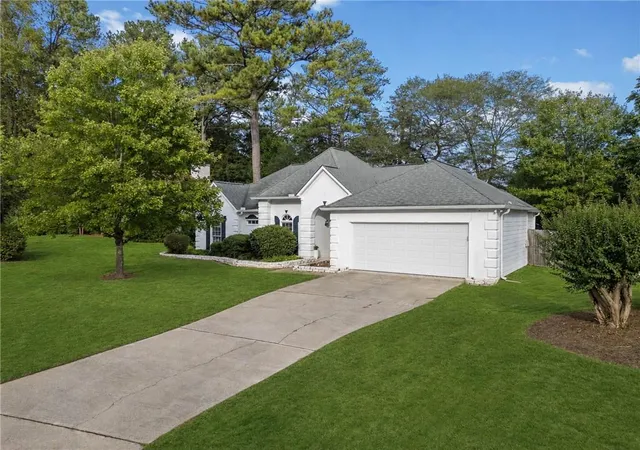1st image of 2376 Battle Forest Dr Sw, Marietta, GA 30064 | MLS# 7778822