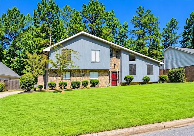 Photo 1 of Single family home for sale at 3255 Redona Dr, Atlanta, GA 30349 | MLS# 7848333 | Listing updated on 2026-10-19