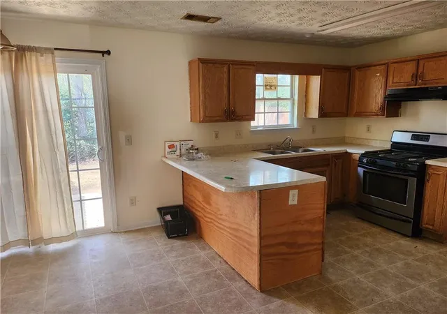 4th image of 2935 Fields Dr, Lithonia, GA 30038 | MLS# 7776202