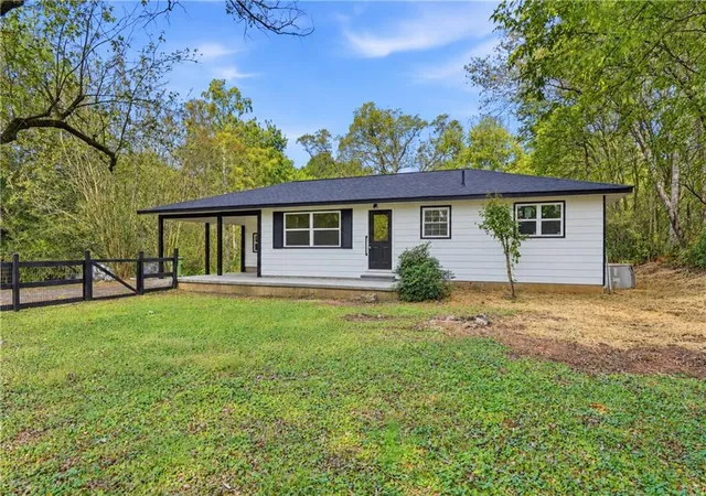 Photo 1 of Single family home for sale at 255 Norton Brg Rd, Chatsworth, GA 30705 | MLS# 7860630 | Listing updated on 2026-10-30