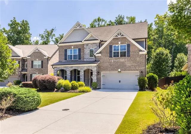 Homes for sale in Cumming, GA | 1935 Button Fern Ln, Cumming, GA 30041 | MLS# 7802613