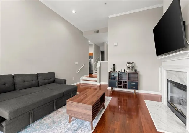 4th image of 4248 River Green Dr Nw #302, Atlanta, GA 30327 | MLS# 7784488