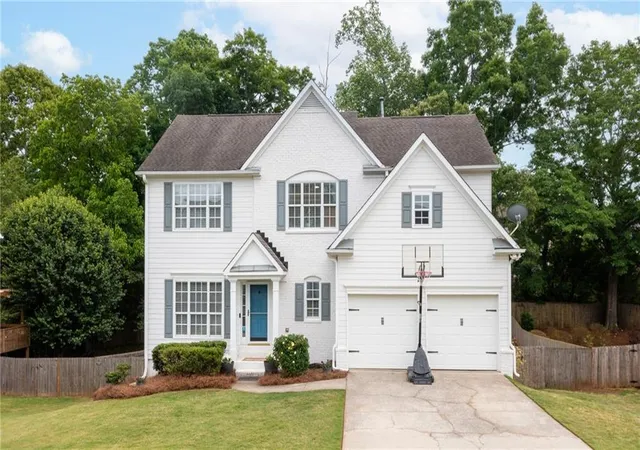 Homes for sale in Alpharetta, GA | 5715 Kennemore Dr, Alpharetta, GA 30004 | MLS# 7762676