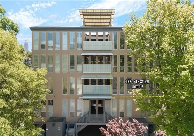 Listing Photo 2 - Condo for sale in building located at 287 14Th St Nw, Atlanta, GA 30318 - Unit #7