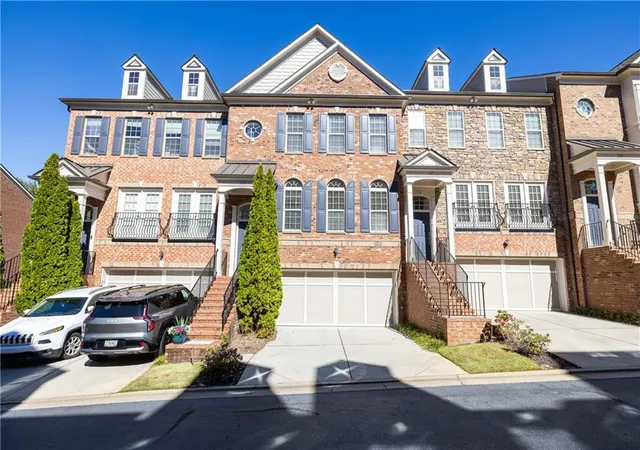 Photo 1 of Townhouse for sale at 545 Sarabrook Pl, Sandy Springs, GA 30342 | MLS# 7844312 | Listing updated on 2026-10-29