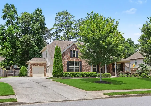3rd image of 1434 Highland Wood Ct, Auburn, GA 30011 | MLS# 7806796