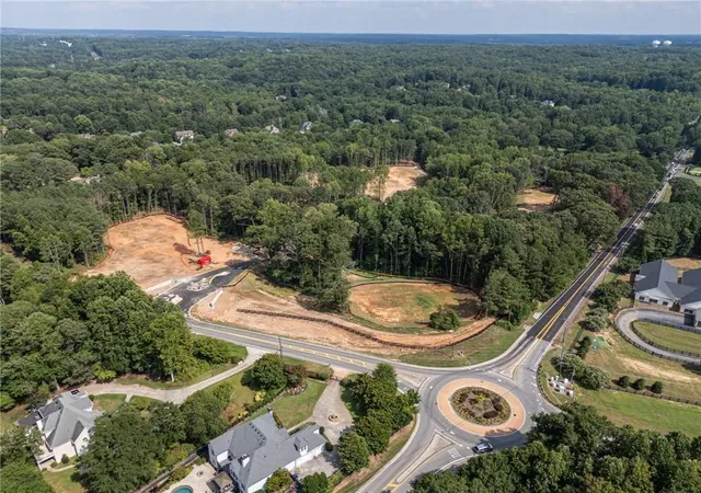 Photo 2 of Land for sale at 750 Oaks Trl W, Alpharetta, GA 30004 | MLS# 7819321 | Listing updated on 2026-08-11