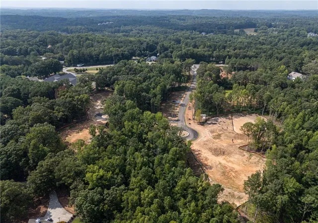 Photo 3 of Land for sale at 750 Oaks Trl W, Alpharetta, GA 30004 | MLS# 7819321 | Listing updated on 2026-08-11