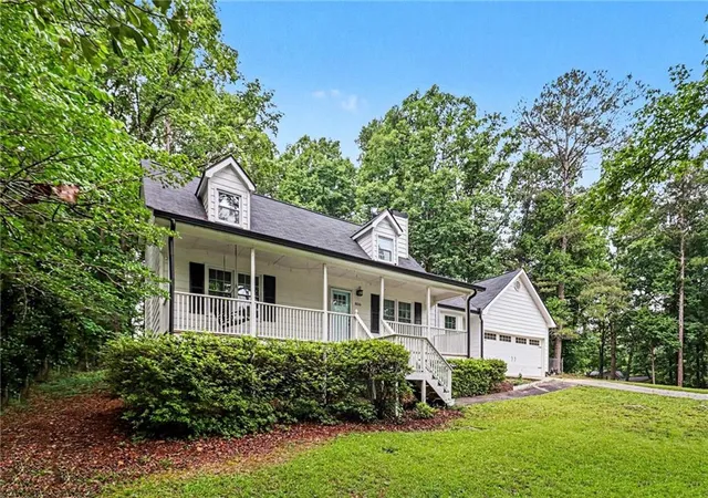 Photo 3 of Sale Pending at 806 Valley Run Dr, Bremen, GA 30110 | MLS# 7781588 | Listing updated on 2026-09-12