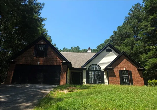 Photo 3 of Single family home for sale at 3530 Hog Mountain Rd, Dacula, GA 30019 | MLS# 7829030 | Listing updated on 2026-09-11