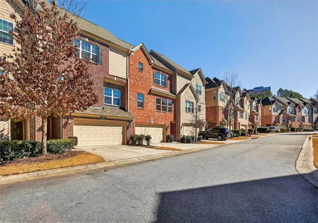 Photo 3 of Townhouse for sale at 1902 Glen Ivy #19, Marietta, GA 30062 | MLS# 7816522 | Listing updated on 2026-08-06