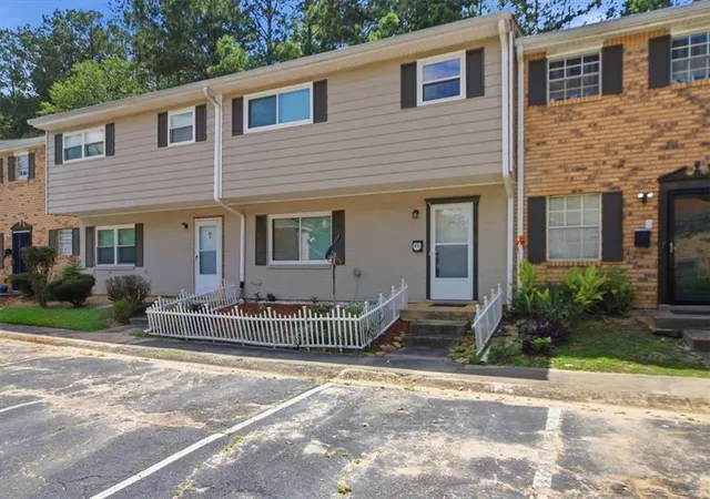 1st image of 4701 Flat Shols Rd, Union City, GA 30291 | MLS# 7798923