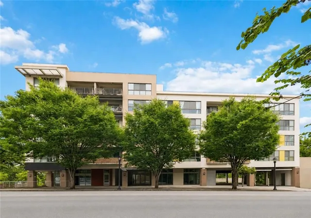 Condo for sale at 563 Memorial Dr #302, Atlanta, GA 30312 | MLS# 7830311