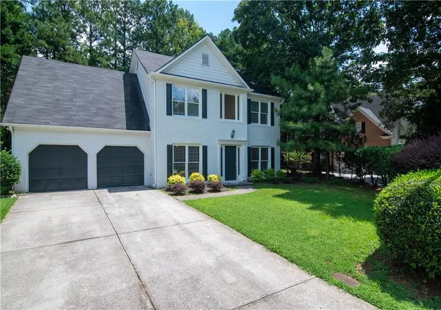 Photo 2 of Sale Pending at 1150 Northpoint Tr, Roswell, GA 30076 | MLS# 7820363 | Listing updated on 2026-09-07