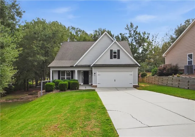 Single family home for sale at 2878 Oak Springs Dr, Statham, GA 30666 | MLS# 7855006 | Listing updated on 2026-10-29