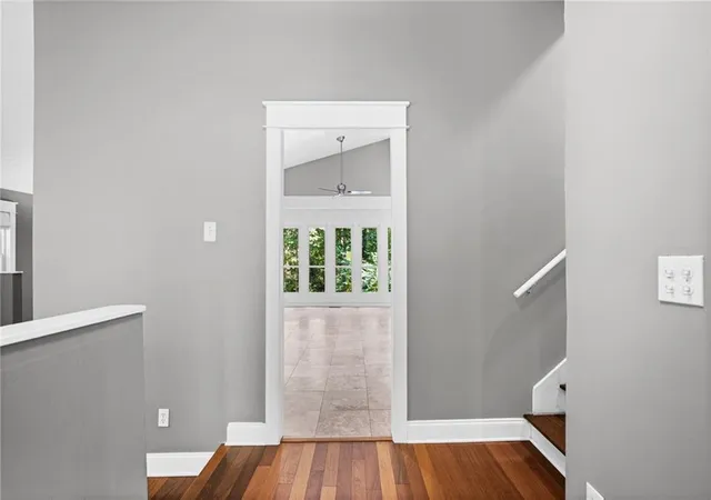 2nd image of 3519 Cedar Valley Dr Se, Smyrna, GA 30080 | MLS# 7824074
