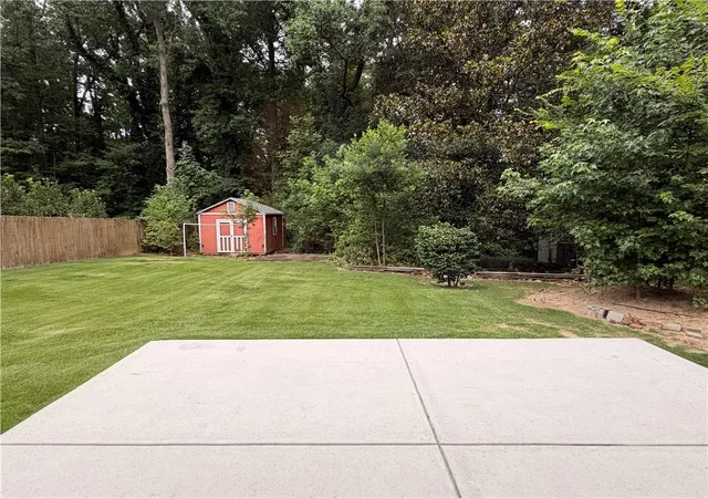 Photo 3 of Single family home for sale at 3284 Embry Cir, Atlanta, GA 30341 | MLS# 7764542 | Listing updated on 2026-08-13