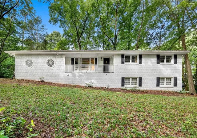 Photo 1 of Single family home for sale at 2911 Haralson Rd, Decatur, GA 30033 | MLS# 7804270 | Listing updated on 2026-08-19