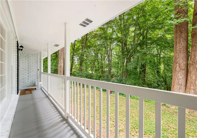 Photo 4 of Single family home for sale at 2911 Haralson Rd, Decatur, GA 30033 | MLS# 7804270 | Listing updated on 2026-08-19