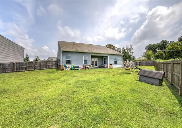 Photo 3 of Single family home for sale at 160 Andria Way, Cartersville, GA 30120 | MLS# 7811670 | Listing updated on 2026-09-19