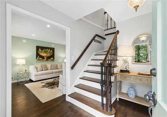 Photo 4 of Single family home for sale at 2544 Circlewood Rd NE, Atlanta, GA 30345 | MLS# 7812024 | Listing updated on 2026-09-08