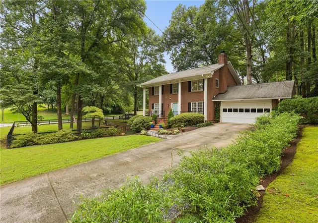 Photo 60 of Single family home for sale at 2544 Circlewood Rd Ne, Atlanta, GA 30345 | MLS# 7812024 | Listing updated on 2026-09-08