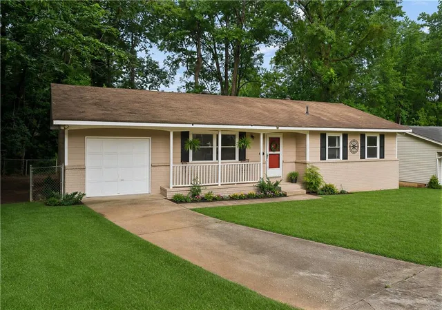 Homes for sale in Riverdale, GA | 8845 Ashwood Dr, Riverdale, GA 30274 | MLS# 7791683