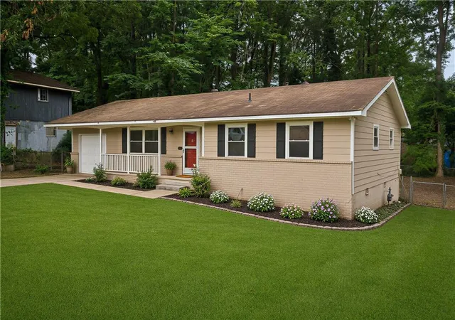 Homes for sale in Riverdale, GA | 8845 Ashwood Dr, Riverdale, GA 30274 | MLS# 7791683