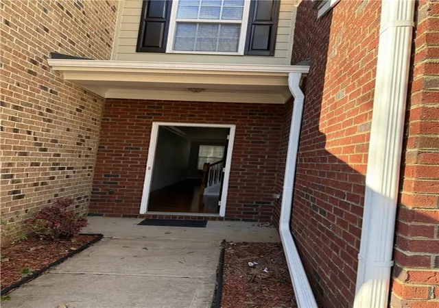 3rd image of 6271 Spring Knoll Ct, Tucker, GA 30084 | MLS# 7812988