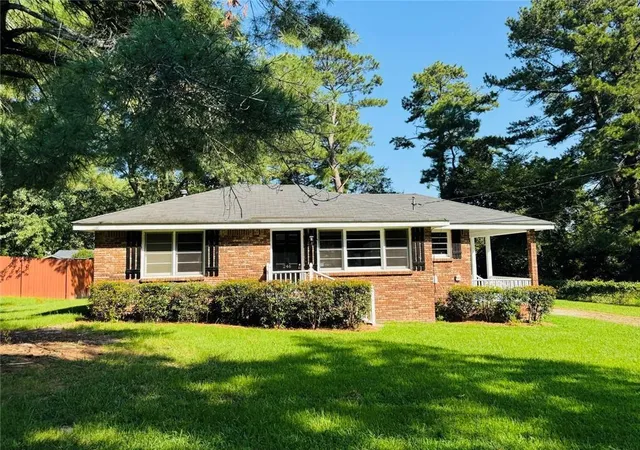 image of 246 Bruce St, Loganville, GA 30052 | MLS# 7824036