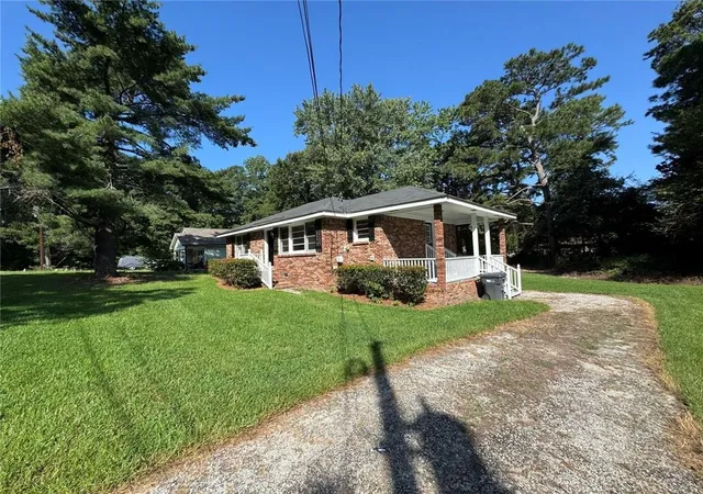 image of 246 Bruce St, Loganville, GA 30052 | MLS# 7824036