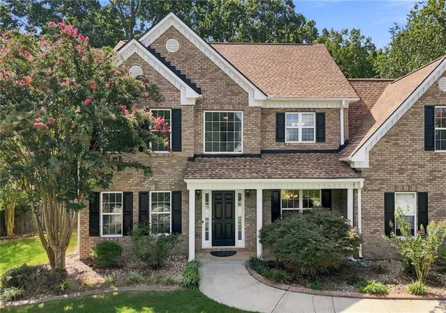 Photo 4 of Sale Pending at 2685 Harbins Ml Dr, Dacula, GA 30019 | MLS# 7820305 | Listing updated on 2026-08-19