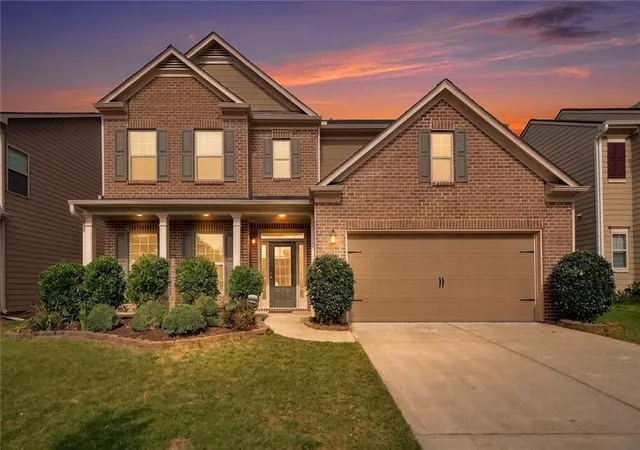 Photo 2 of Sale Pending at 5050 Brierstone Dr, Alpharetta, GA 30004 | MLS# 7807129 | Listing updated on 2026-09-18