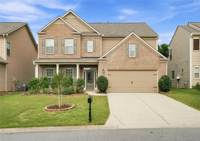 Photo 3 of Sale Pending at 5050 Brierstone Dr, Alpharetta, GA 30004 | MLS# 7807129 | Listing updated on 2026-09-18