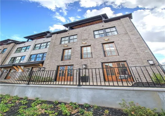 1st image of 178 W Main St #105, Cartersville, GA 30120 | MLS# 7798591