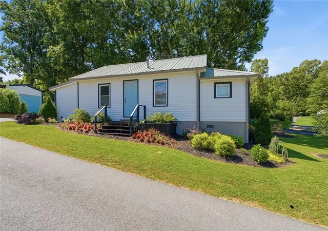 1st image of 263 Elizabeth St, Jasper, GA 30143 | MLS# 7788185