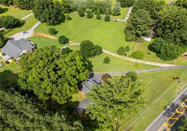 Photo 3 of Sale Pending at 180 Kingston Hwy 293 Nw, Cartersville, GA 30120 | MLS# 7791670 | Listing updated on 2026-10-16