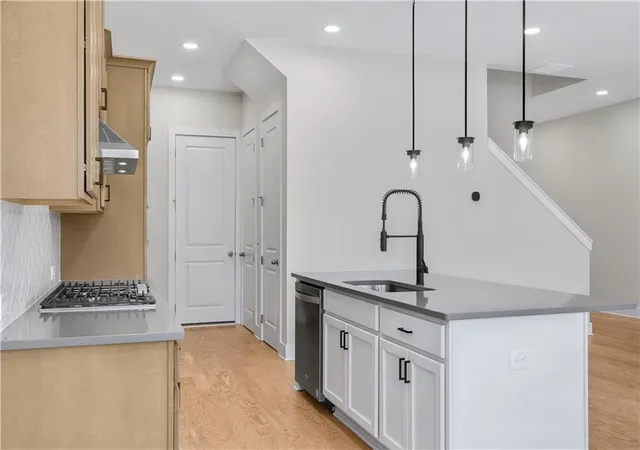 Photo 3 of Townhouse for sale at 3885 Sunburst Ln, Cumming, GA 30028 | MLS# 7812404 | Listing updated on 2026-09-10