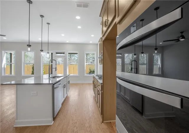 4th image of 3885 Sunburst Ln, Cumming, GA 30028 | MLS# 7812404