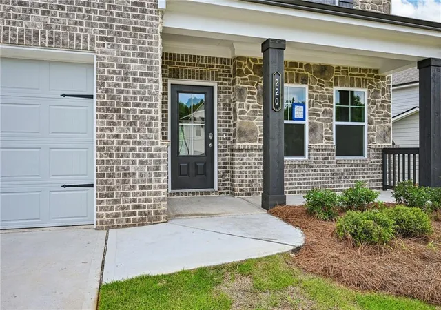 3rd image of 220 Fowler Farms Dr, Auburn, GA 30011 | MLS# 7738694