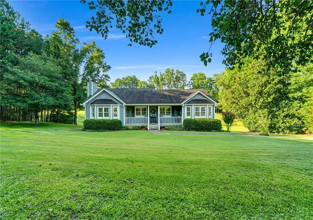 Photo 3 of Sale Pending at 3120 Dallas Acworth Hwy, Dallas, GA 30132 | MLS# 7814412 | Listing updated on 2026-09-02