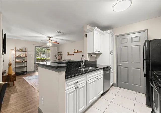 3rd image of 8105 Santa Fe Pkwy, Sandy Springs, GA 30350