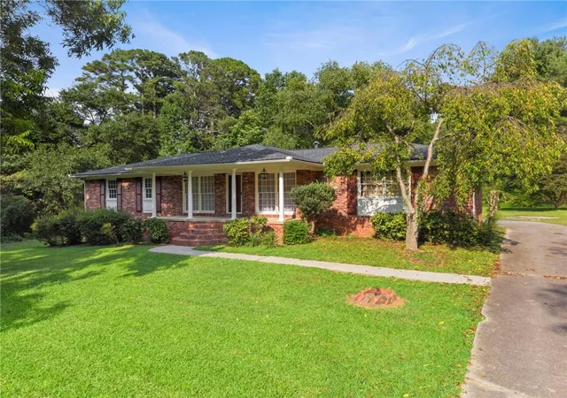 4th image of 4306 Bouldercrest Rd, Ellenwood, GA 30294 | MLS# 7811248