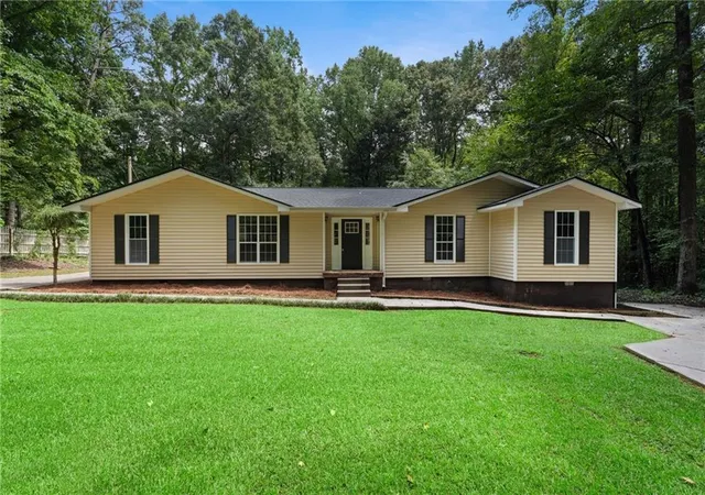 Single family home for sale at 419 Marcella Ave, Sharpsburg, GA 30277 | MLS# 7860294