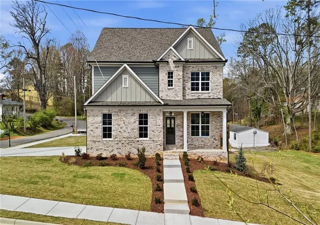 1st image of 110 Poplar, Buford, GA 30518 | MLS# 7748099