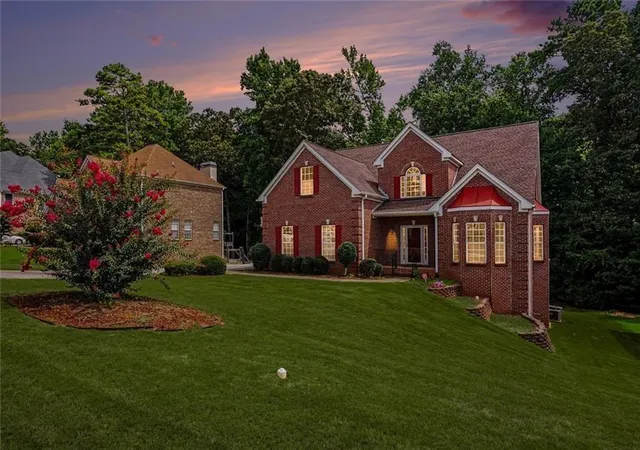 2nd image of 2871 Weatherstone Cir Se, Conyers, GA 30094 | MLS# 7807222