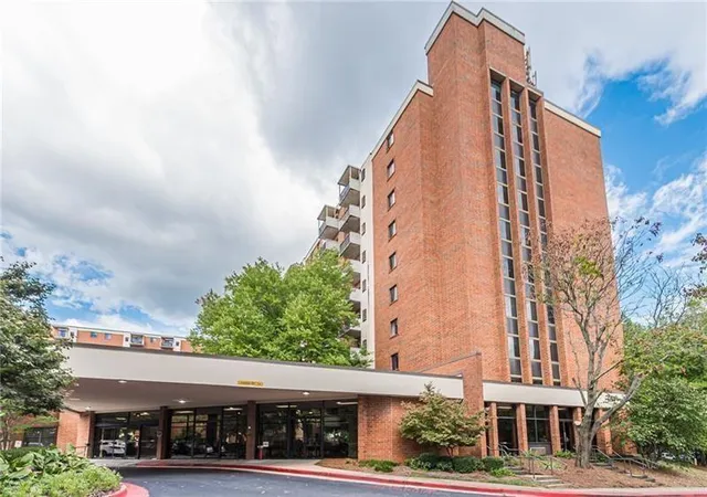 37th image of 300 Johnson Ferry Rd #A610, Atlanta, GA 30328 | MLS# 7736280