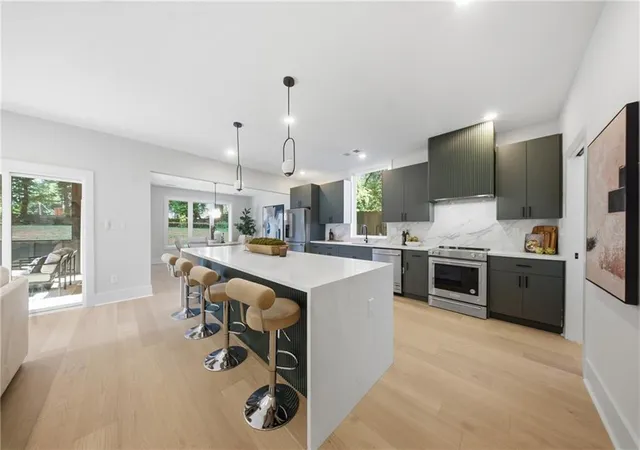 Photo 4 of Sale Pending at 1378 Gus Thornhill Jr Dr, Atlanta, GA 30344 | MLS# 7809363 | Listing updated on 2026-09-08