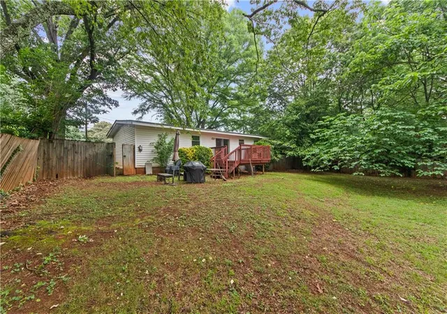 Photo 21 of Single family home for sale at 326 Norton Cir Se, Smyrna, GA 30082 | MLS# 7773981 | Listing updated on 2026-07-17